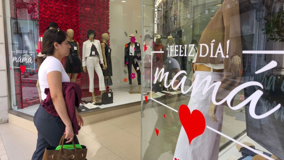Las ventas por el Día de la Madre cayeron 3,5% según la CAME.