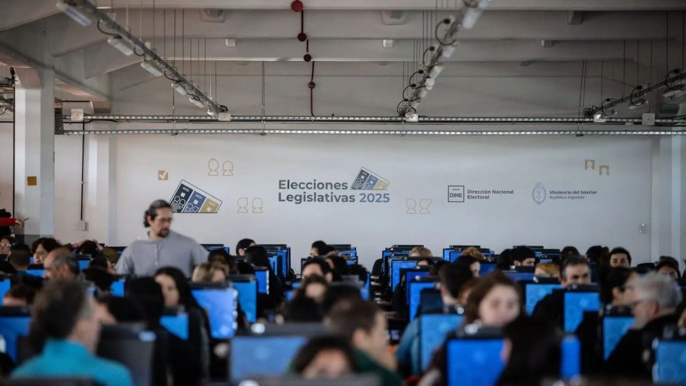 El último sábado se realizó el simulacro de escrutinio para las legislativas del 26 de octubre.