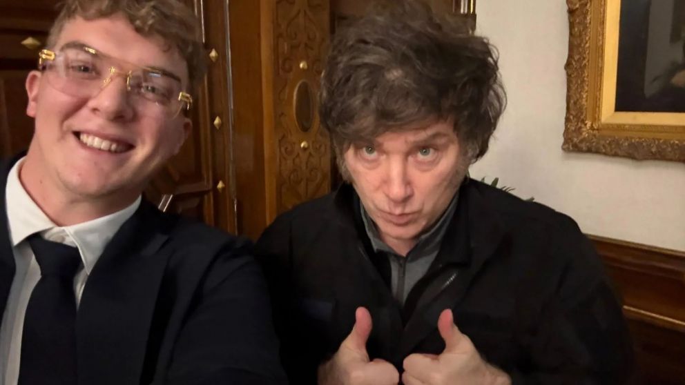 El empresario estadounidense Hayden Davis junto al presidente Javier Milei (Redes).