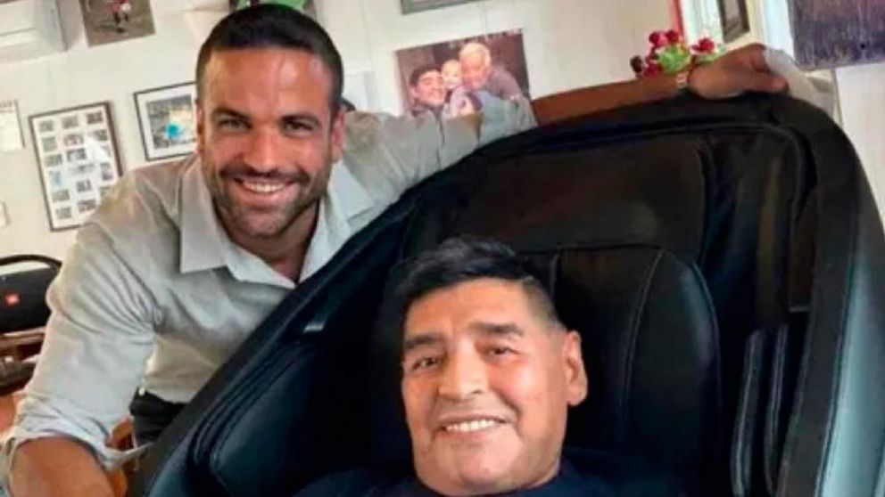 Eximen de prisión al psicólogo de Diego Maradona en la causa por la muerte del "10".