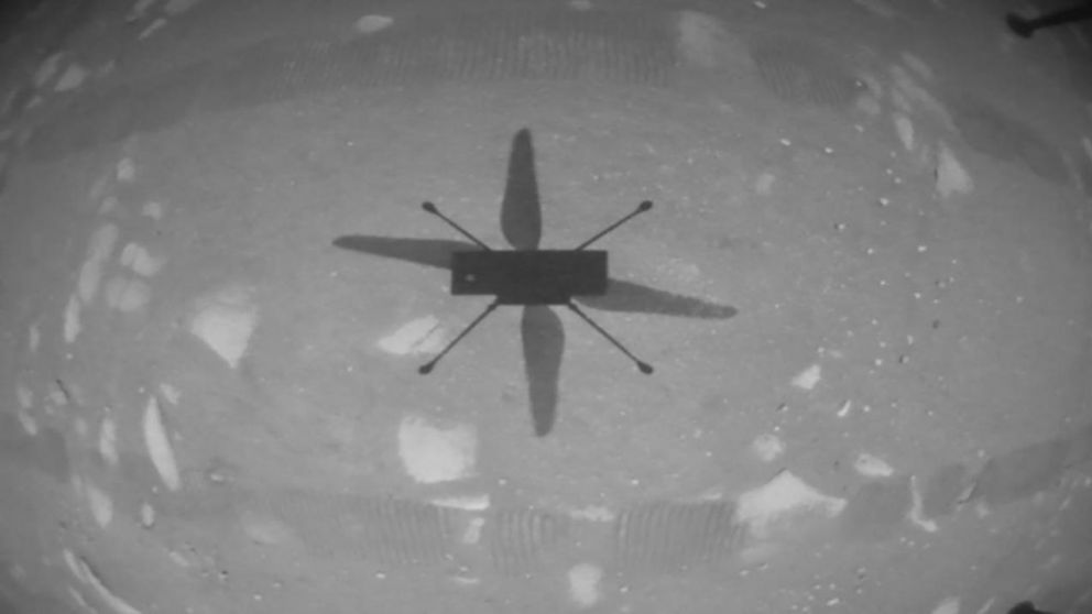El helicóptero Ingenuity de la NASA realizó su primer vuelo en Marte.