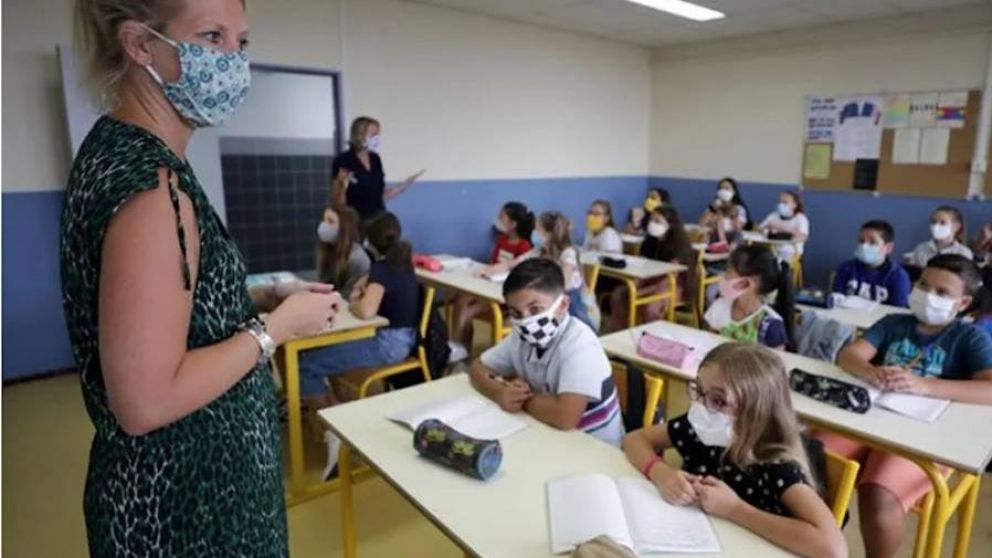 Siete millones de estudiantes vuelven a clases presenciales en Italia.