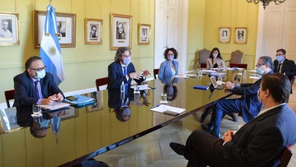 Importante reunión en Casa de Gobierno.