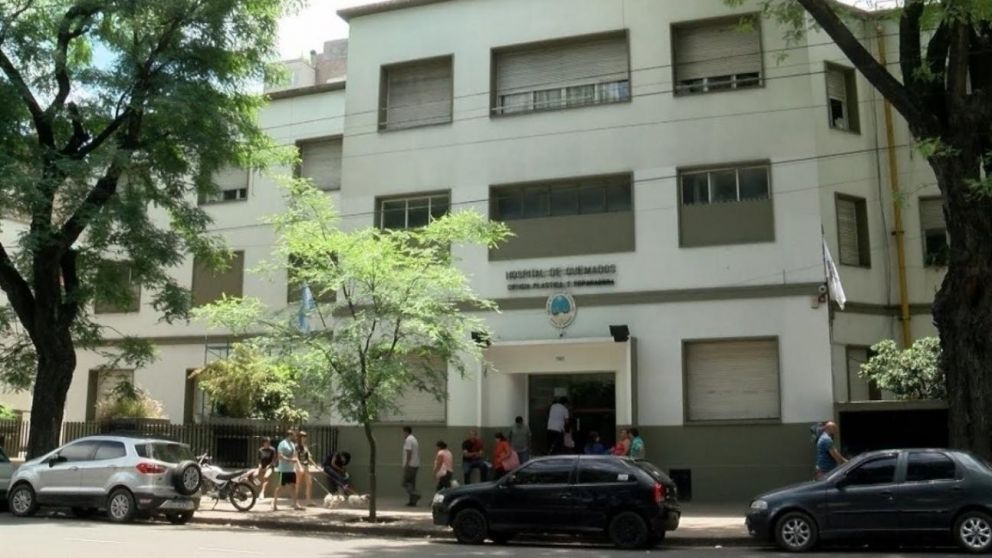La víctima fue atendida en el Instituto del Quemado porteño.