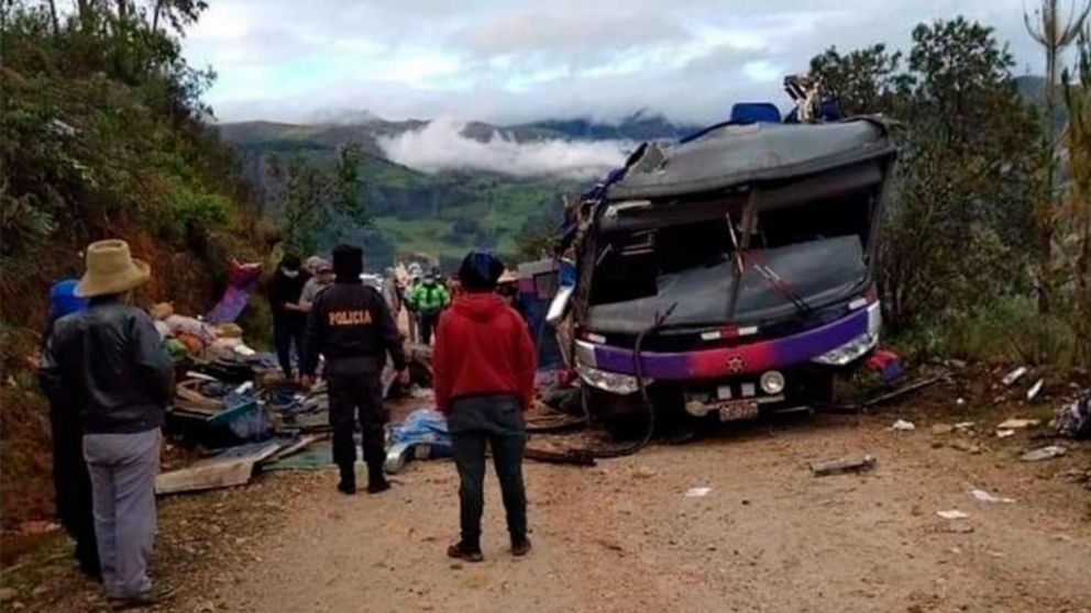 El accidente fue a unos 600 kilómetros de Lima (gentileza Diario Panorama)