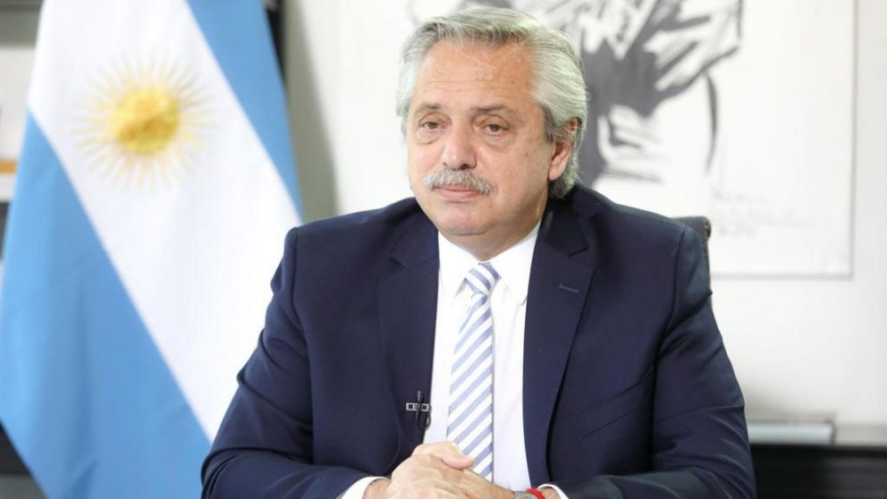 Alberto Fernández se encuentra evolucionando favorablemente.