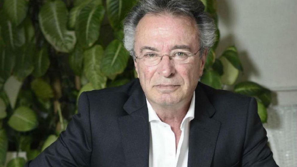 El actor Oscar Martínez se fue a vivir a Madrid porque la pasó muy mal durante la cuarentena en Argentina.