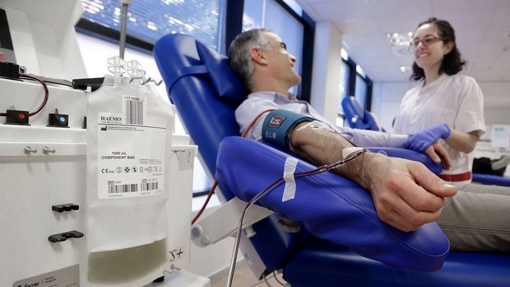 El Hospital de Clínicas llama a los pacientes recuperados de coronavirus a donar plasma.