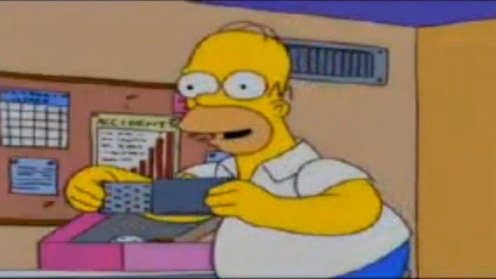 El capítulo en que Homero presenta su smartphone con un "raya queso".