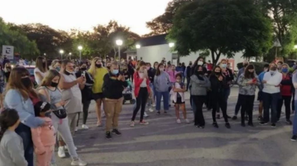 Días antes un grupo de mujeres marchó a la comisaría local para pedir justicia.