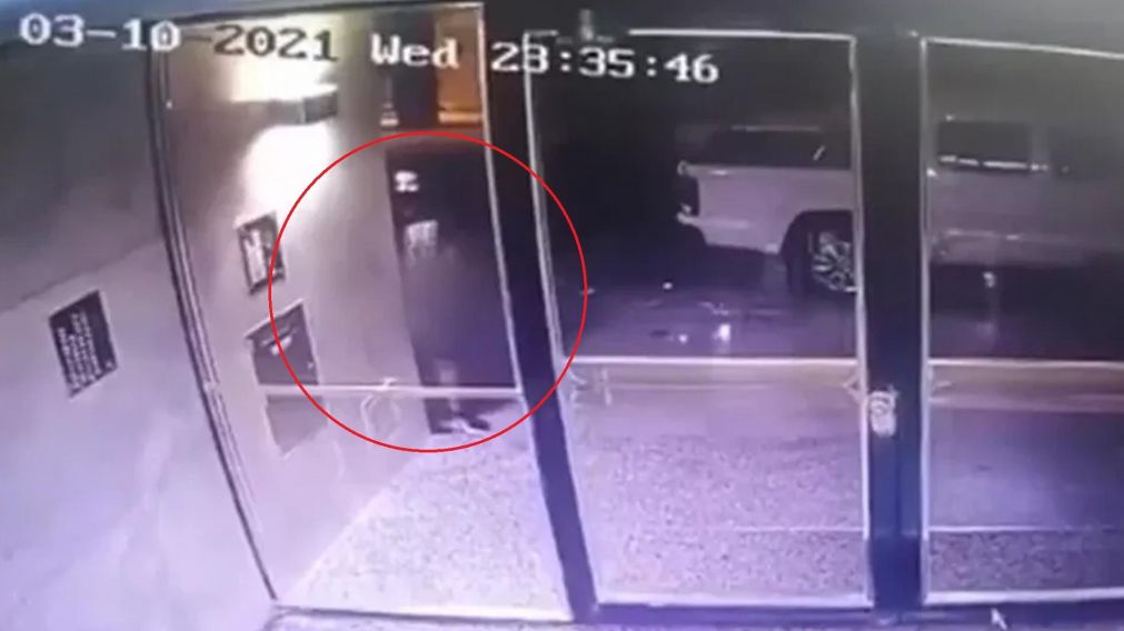 El edificio donde apareció el acosador está ubicado en Rodríguez Peña y Alvear, en pleno barrio de Recoleta.