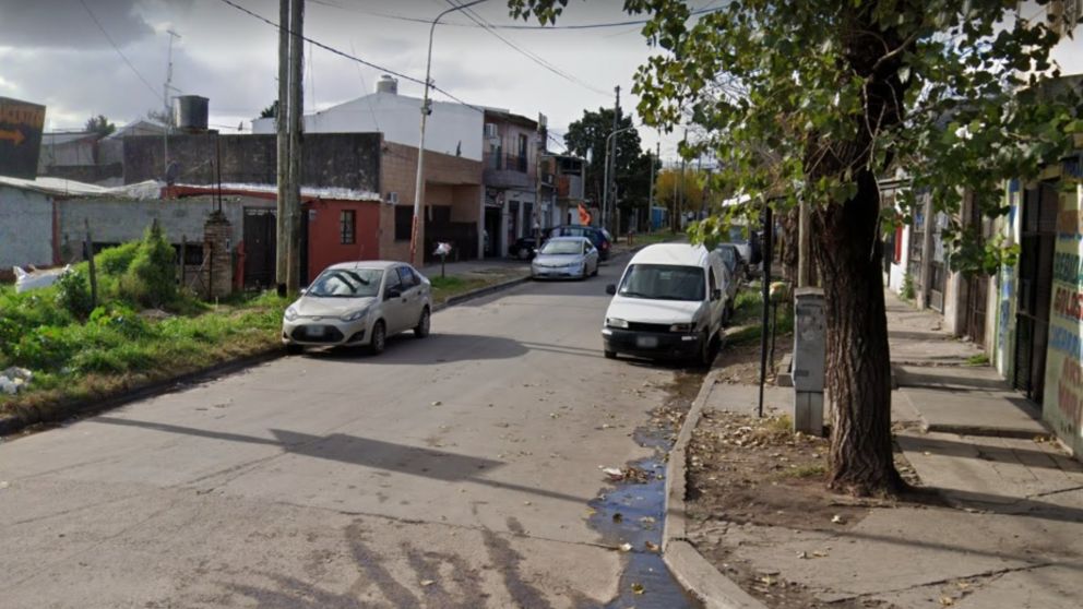 Acá, en este vecindario, fue mortalmente agredido a cuchilladas Javier Leonardo Guarachi, de 44 años.