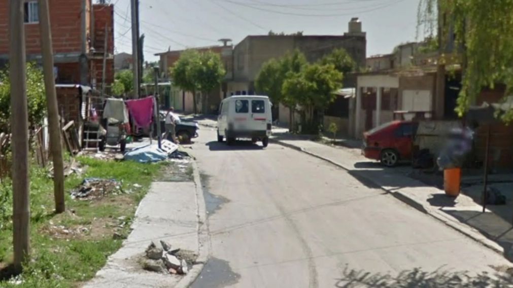 Ac�, en este vecindario, se produjo la mortal agresi�n a disparos sufrida por la v�ctima.
