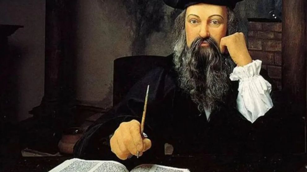 Nostradamus acertó en varias predicciones ocurridas siglos más tarde.