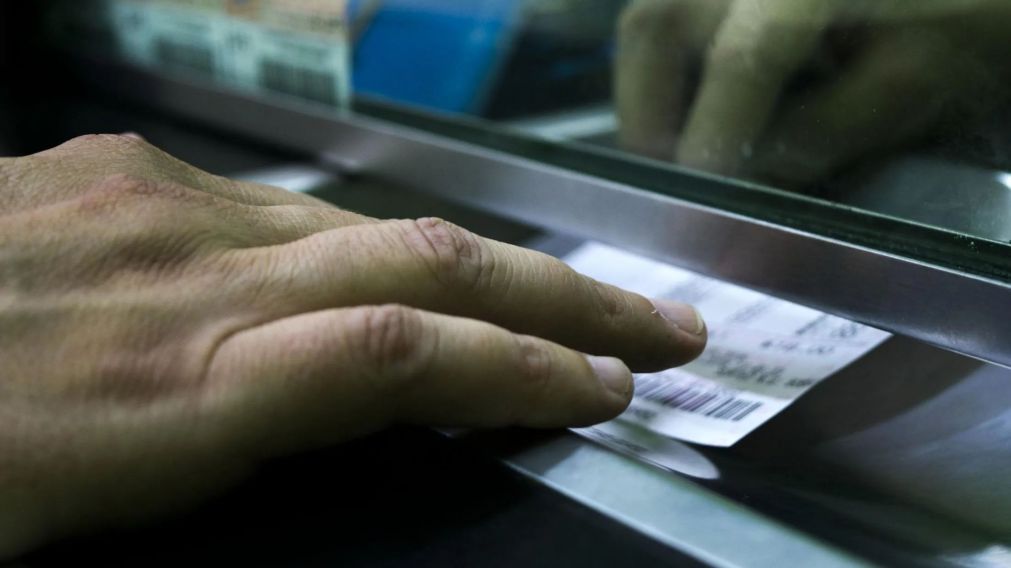 Ganó la Quiniela, fue a cobrar y le dieron $400 "palos" menos: "Estoy en shock" (imagen ilustrativa).
