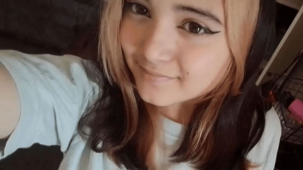 Quienes tengan información sobre la adolescente deben llamar al 911.