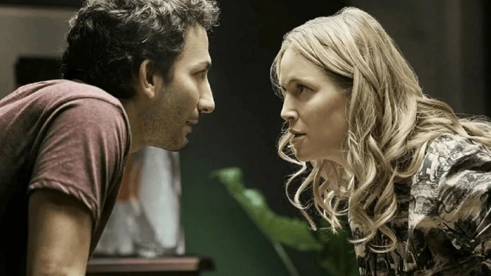 Juan Minujín sorprende con una comedia argentina que reaparece en el ranking de Netflix