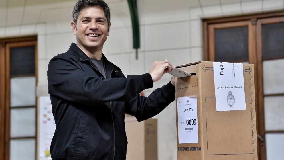 Axel Kicillof se mostró disconforme con la Boleta Única de Papel (NA)