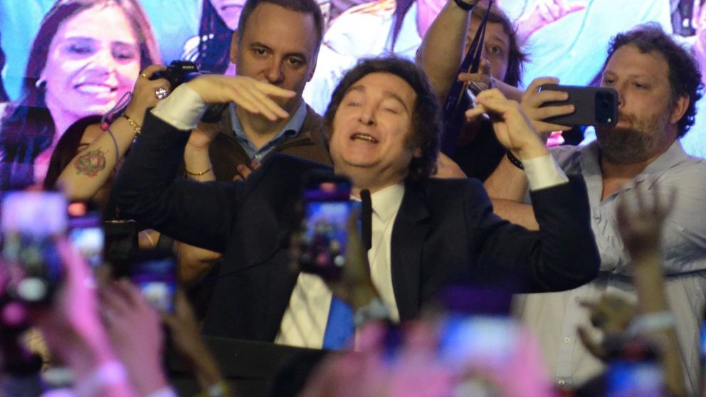 El presidente Javier Milei expres� su satisfacci�n por el triunfo de LLA (Cr�nica / Pablo Vill�n).