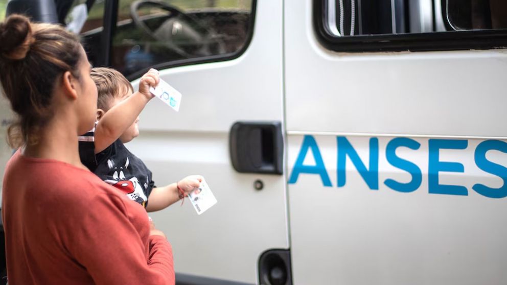 Anses fijó los nuevos montos de las asignaciones familiares para enero de 2025 (Imagen ilustrativa).
