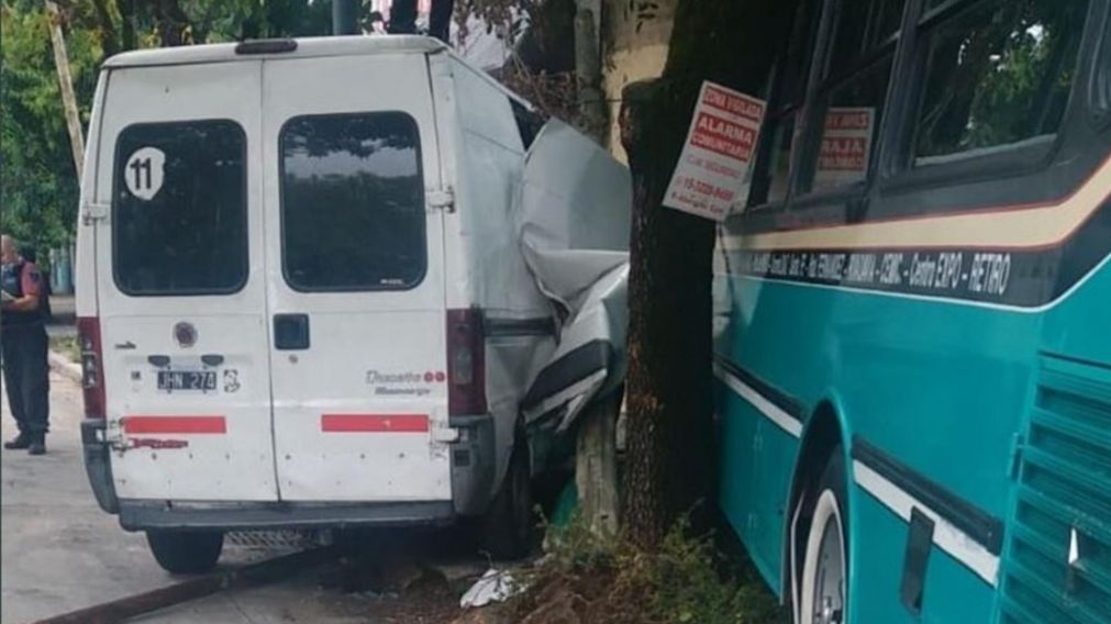 La colisión ocurrió en la esquina de Suárez y Guaminí del barrio porteño de Mataderos.