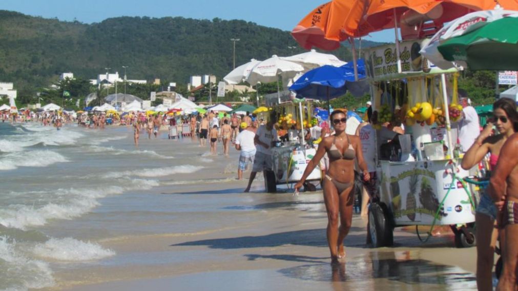 El trabajo fue realizado en base a muestras tomadas el 27 de noviembre de 2019 en alcantarillas de Florianópolis, Brasil.