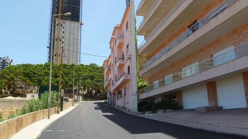 El edificio fue bautizado por los vecinos como  "al-Ba`sa", el rencor en �rabe (Foto: Sandra Rishani)