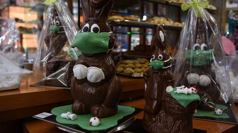 Merluza, huevos de chocolate, conejos y roscas: una indigestión pascual.P