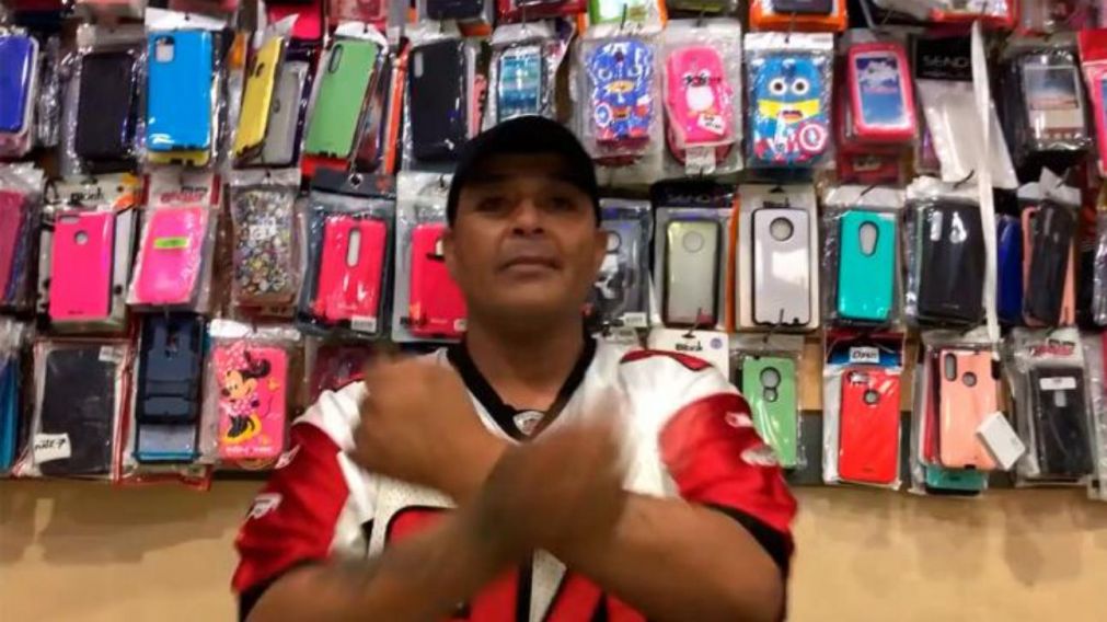 El "Gitano" Acuña se transformó en youtuber tras protagonizar el sangriento motín de Sierra Chica.