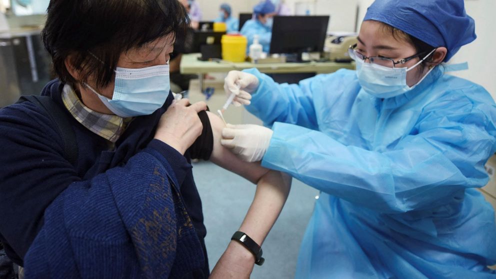 Los planes de vacunación están sufriendo sensibles retrasos en todo el mundo.