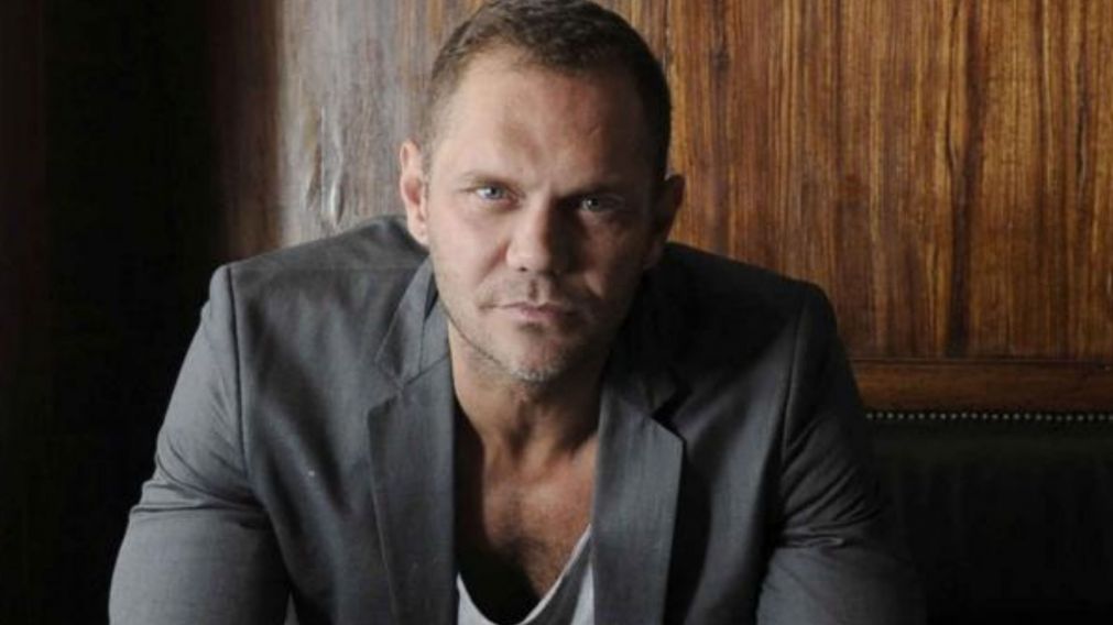 Nacho Vidal, reconocido actor de cine porno, aseguró que se trató un accidente y dijo que él no es chamán.