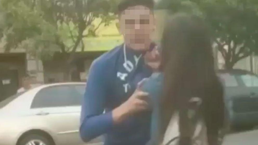 El descargo de la chica que ahorcó al novio, lo desmayó y se autolesionó.