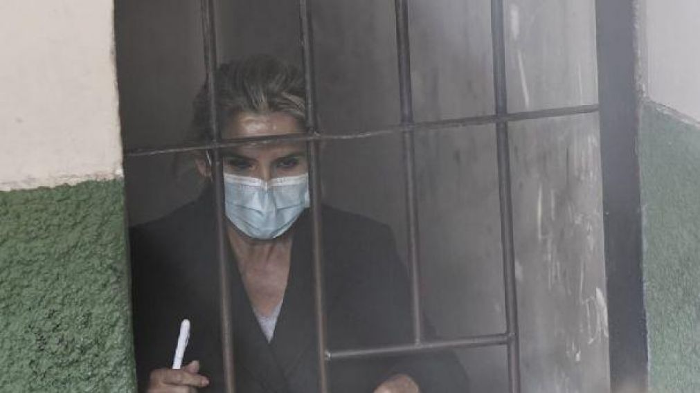 Jeanine ��ez est� detenida en una celda com�n. 