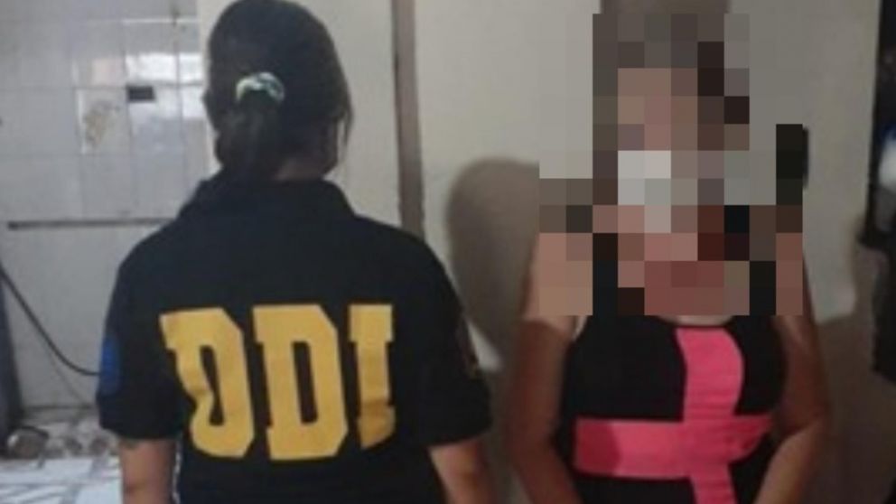 Esta es la mujer que fue apresada por hallarse sospechada de integrar la banda de gitanos.