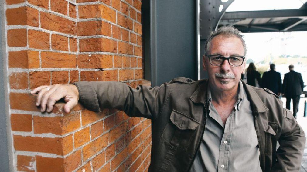 Lecchi combina la pasión del cine con el fútbol.