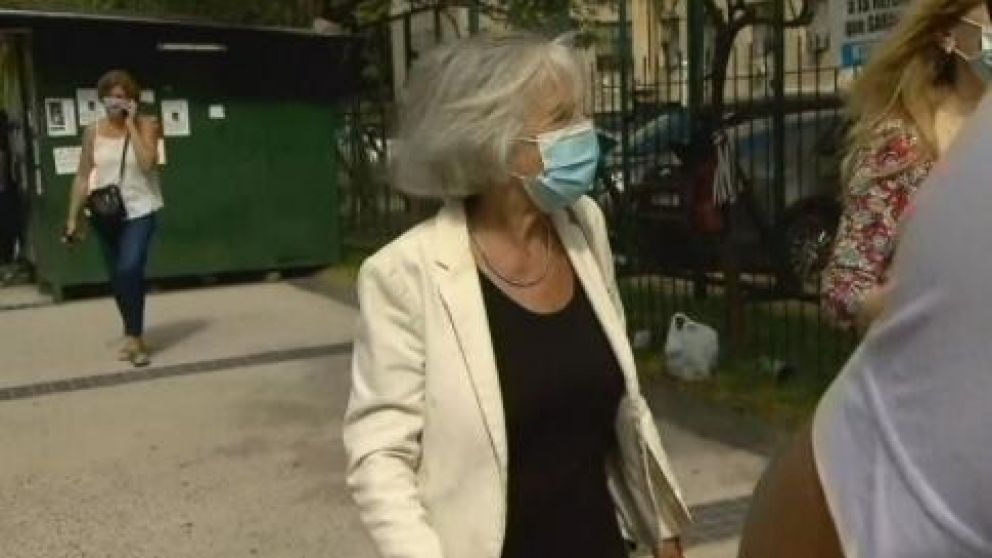 Sarlo llega a los tribunales de Comodoro Py para declarar.