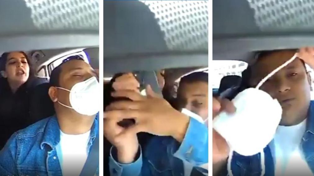 Así pasajeras agredieron a conductor de UBER que les pidió que usen barbijo. (Captura video)