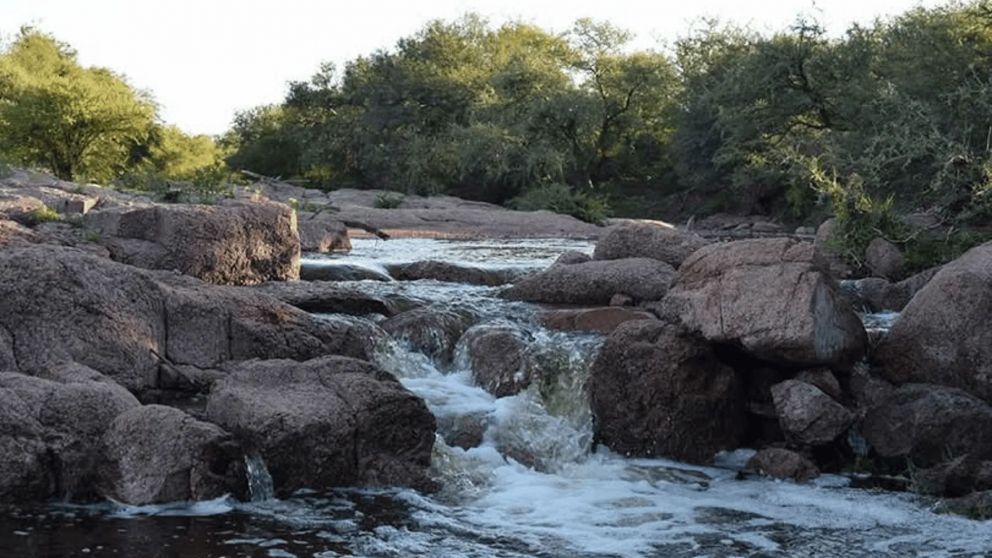 Un destino donde el sonido del agua y la calma de los cerros invitan a desconectarse por completo.