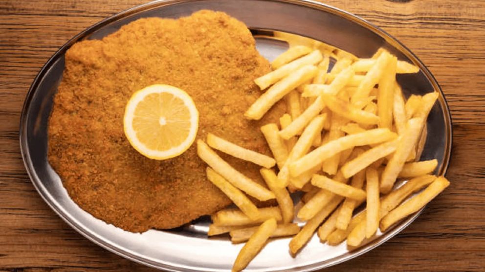 Carne económica que conquista por su ternura y versatilidad en la cocina argentina.