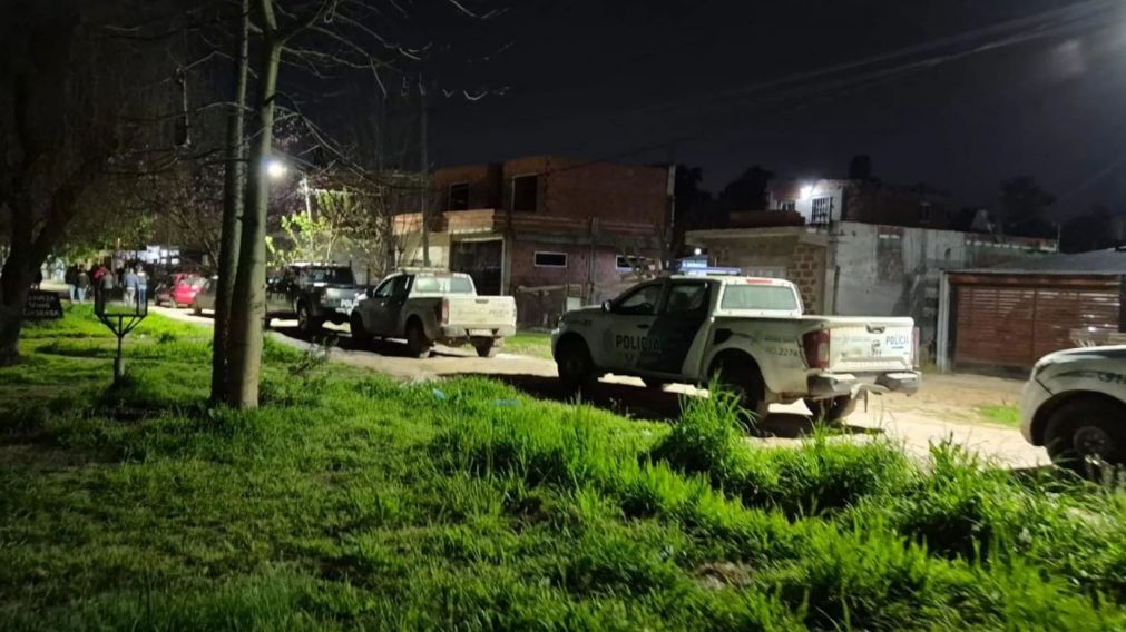 Las autoridades policiales realizan varias diligencias para capturar a los homicidas.