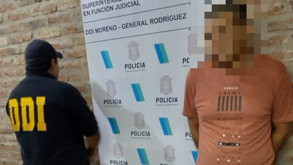 Este es el guardiacárcel que fue apresado por haber abusado sexualmente de las nenitas.