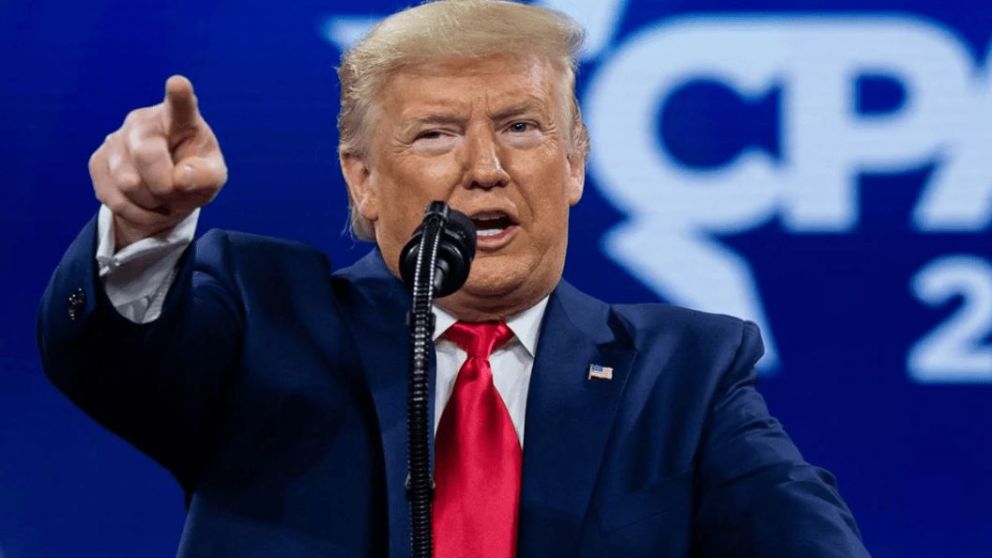 Donald Trump remarcó que el nuevo líder supremo de Irán "no durará mucho" sin su "aprobación".