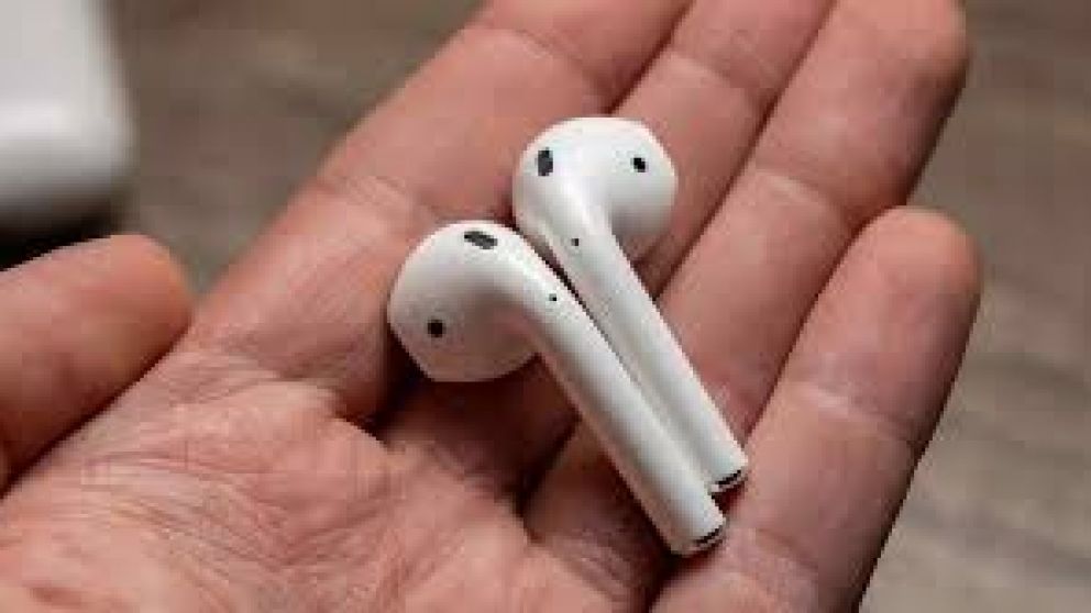 El hombre tard� algunas horas en darse cuenta que se podr�a haber tragado el auricular inal�mbrico. 