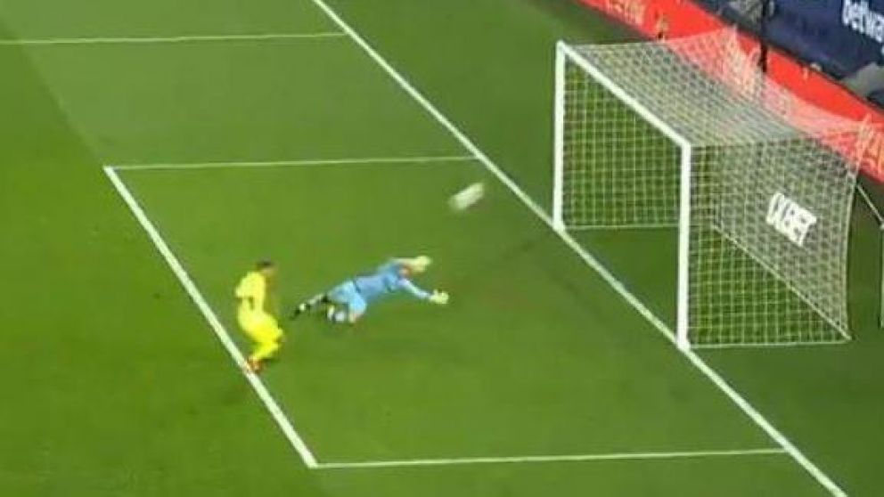 ¿La "Dama blanca" encandiló al futbolista argentino Ángel Correa? (Captura de video).