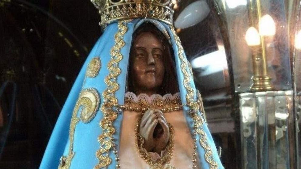 La Virgen del Valle recuperó su corona pocas horas después del "robo".