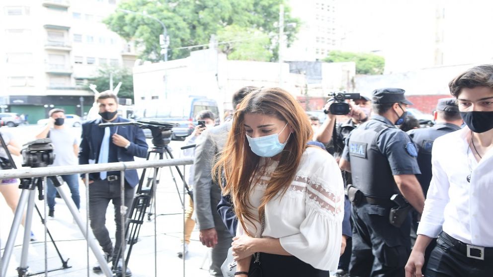 Los restos de Carlos Menem ser�n inhumados en el cementerio isl�mico de San Justo.