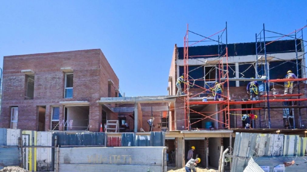 Avanza la construcción del complejo habitacional Pilcomayo en Villa Itatí