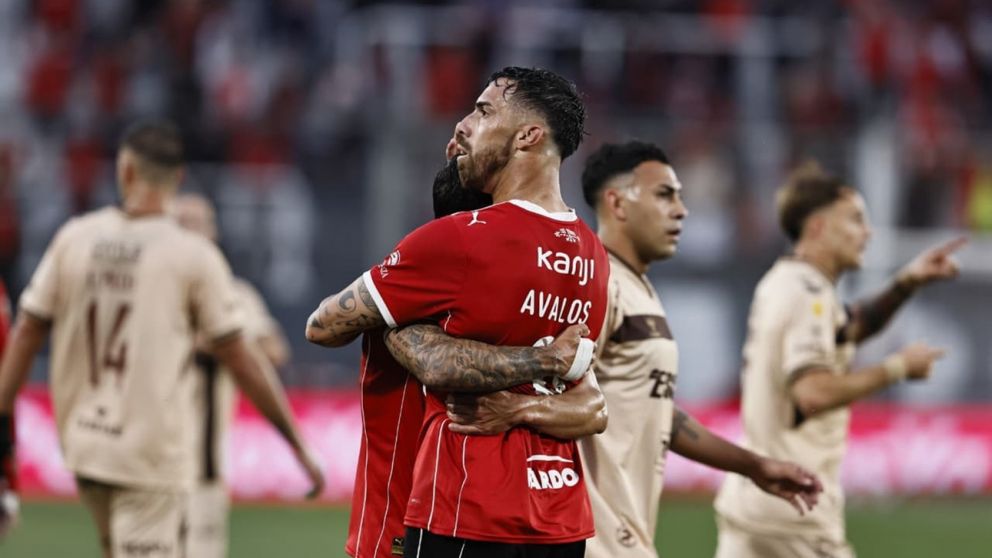 Independiente goleó a Platense, consiguió su primera victoria en el Clausura y dejó al Kily González en duda