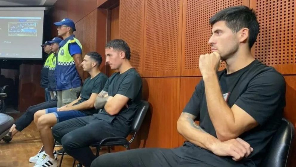 Intentó suicidarse la periodista tucumana que denunció por abuso sexual a cuatro jugadores ex Vélez