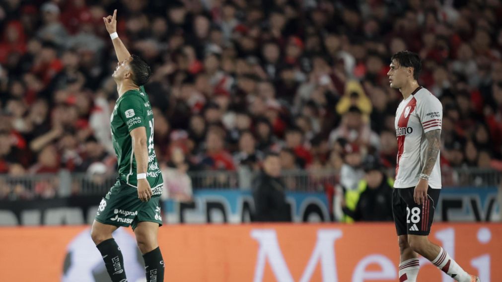 River desaprobó otro examen: dura derrota ante Sarmiento, abucheos y una estruendosa silbatina en la despedida